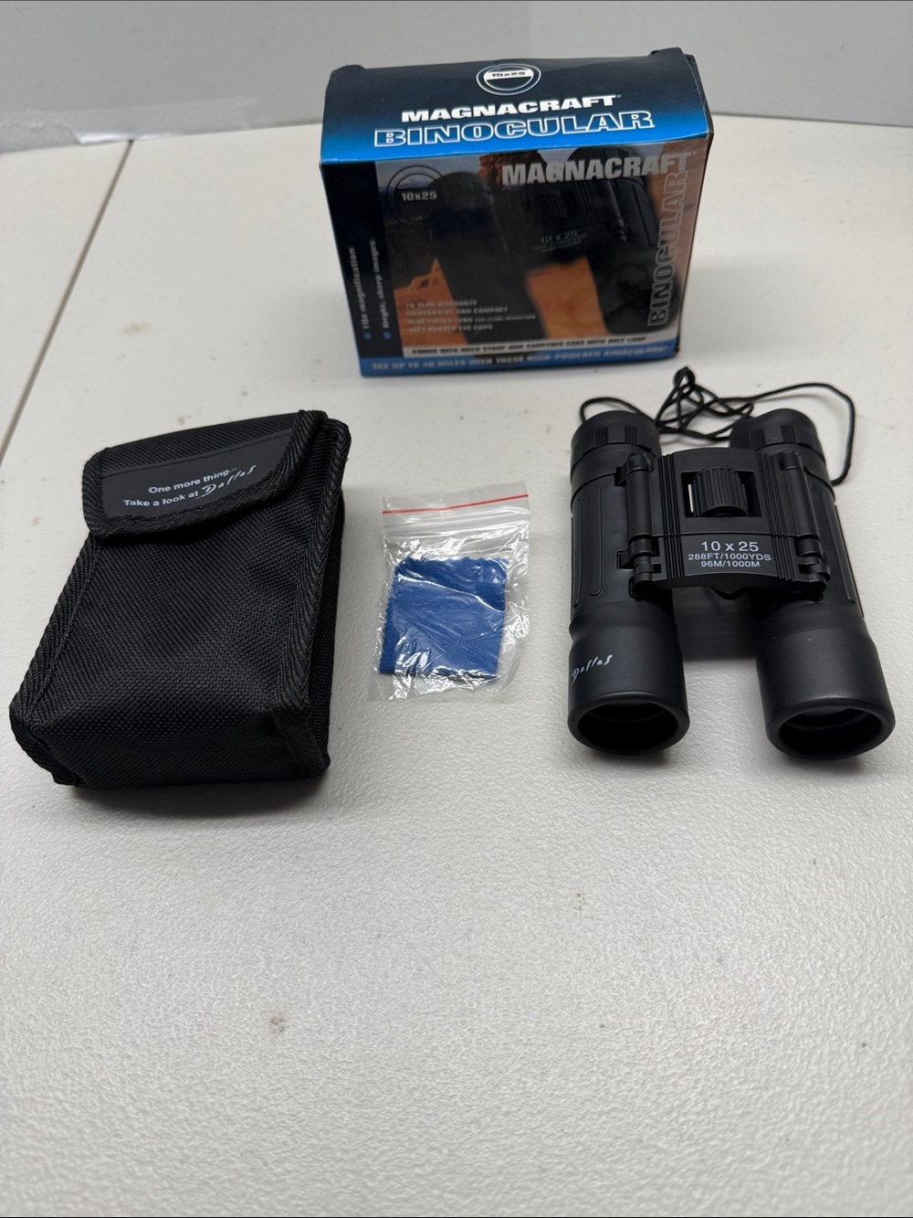 Compact Black Binoculars 10 x 25 Sapphire Coated Lens. NEW